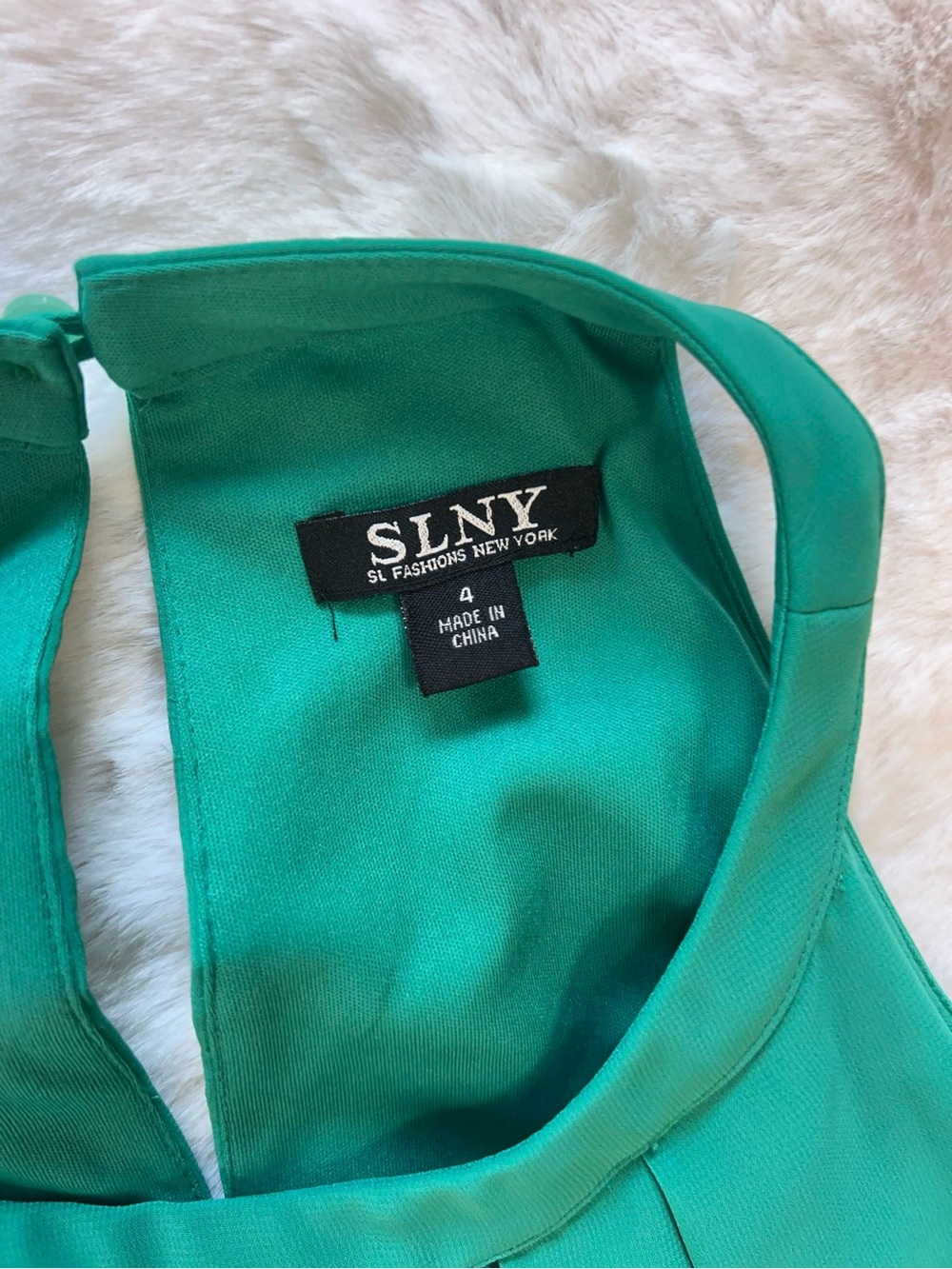 SLNY Vibrant Teal Green Sleeveless Top